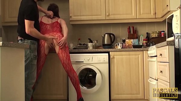 Play MP4 - English mature whore anally disciplined before tasting cum