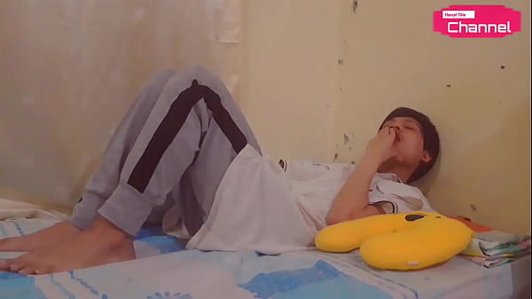 [Hansel Thio Channel] I'mSo Horny After Jogging Then_Fingering And Handjob While Rain Hard Part 1