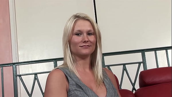 Play MP4 - CREAMPIE COUPLE - AMATEURS MILF HOUSEWIFE AFTERNOON SEX