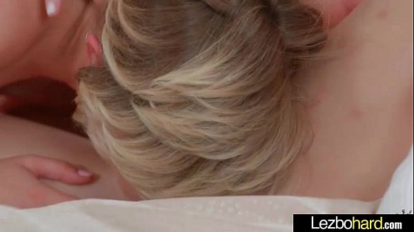 Play MP4 - Lovely Amateur Lez Girls &lpar;Haley Reed & Bailey Brooke&rpar; Kissing And Licking Their Hot Bodies clip-