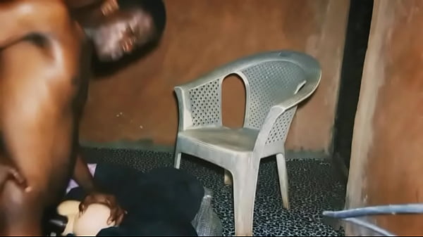 Fucked Puta pussy with oil round1