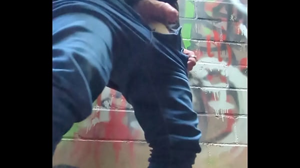 Nikijami wichst drau&szlig_en