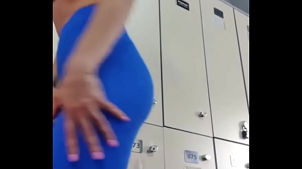 Doing some sports today do you like sporty girls do you workout #sportsforever 