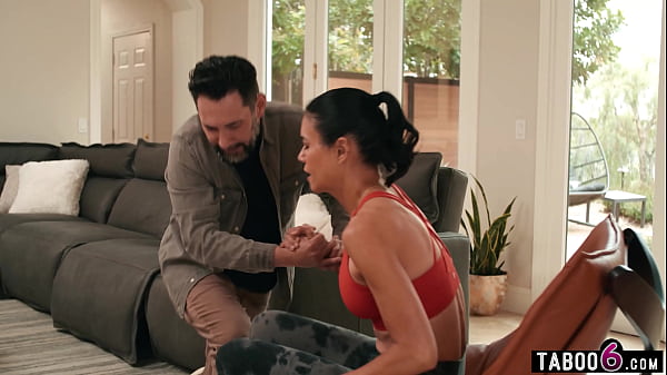 Play MP4 - Stepson and stepdad DP mature stepmom after a blindfolded massage