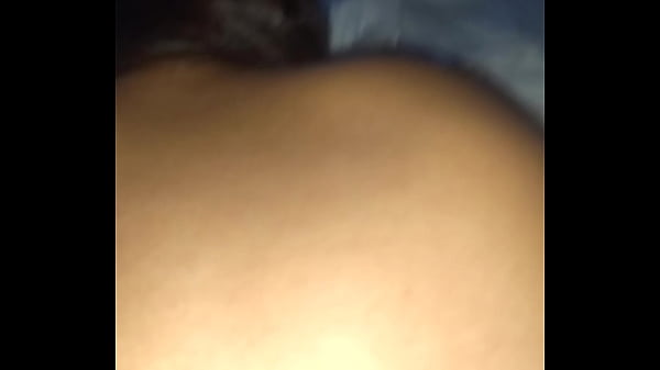 Play MP4 - LE GUSTA QUE LE DE Y QUE SE LO META TODA