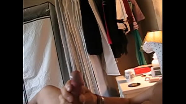 Play MP4 - Engorged Erection - 29 May 06 010V 0&comma;13 Erection & Masturbation &lpar;Rapid Jerking&rpar;