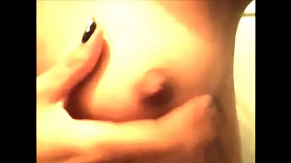 Pendeja de Costa Ricame enseña las_tetas