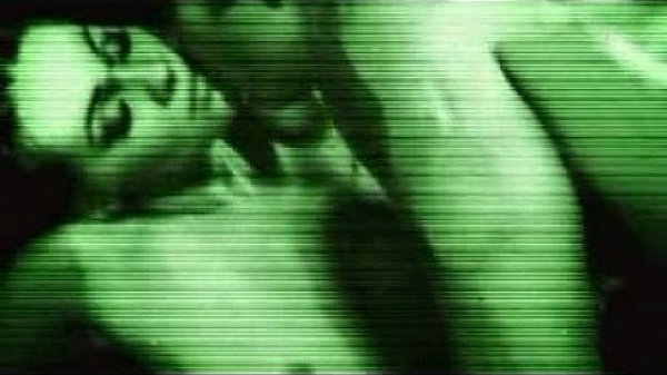 Gatinha safada metendo gostoso na boate 