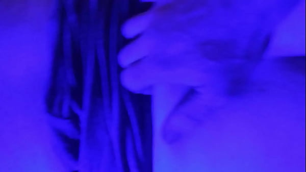 Nonton Giving Good Doggy :) thumbnail