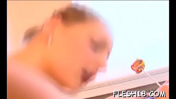 Delightful blonde gal_does porn