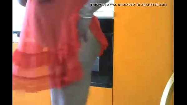 Bossgirls Skype:Intense orgasm while showing off her body