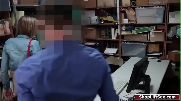 Blonde suspect fucks officer to get free