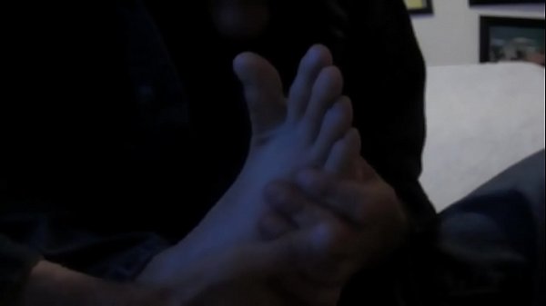 Play MP4 - 720P 1500K 85280381 SUCKING AND LICKING MY TOES