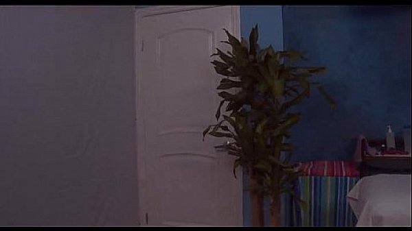 Nonton Large Cock Lances Juicy Shaved Pussy thumbnail