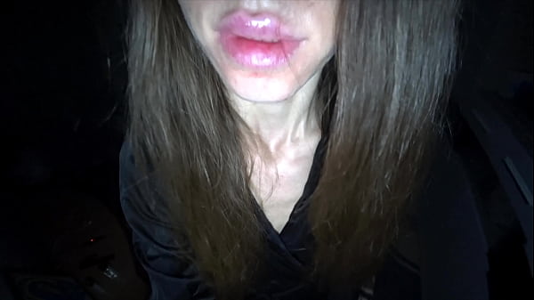 Жена развлекается с другим пока ее муж отдыхает Жесткий анал 4К