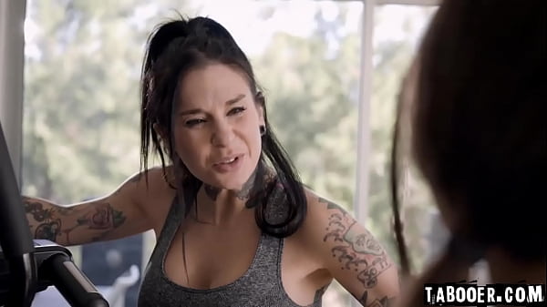 April makes a devious plan against her inconsiderate and bitch roommate mia sending cassidy mia's girlfriend a photo of mia cheating on her