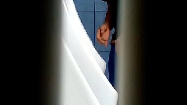 Play MP4 - espiando en bathroon 3