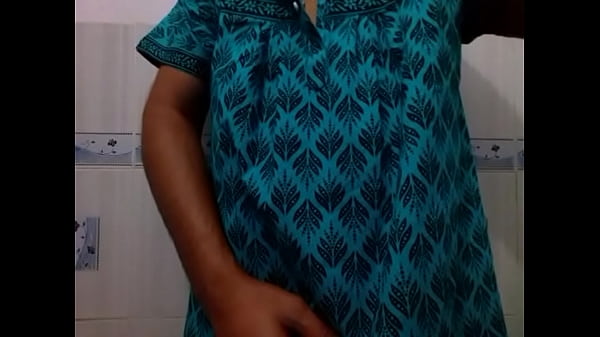 Any aunty spicy talk qsanjay345