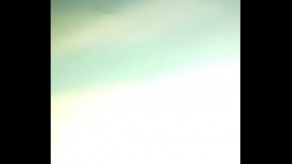 Jonathan Crespo tocándose