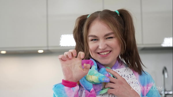 Real_anal orgasm Pissed by cute bitch_Maya Bee NRX121