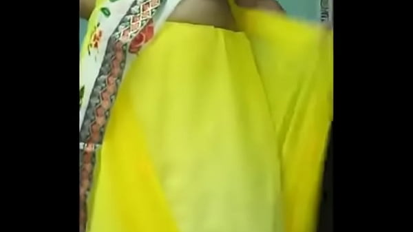 Shreya bhabhi in_bra saree hot show