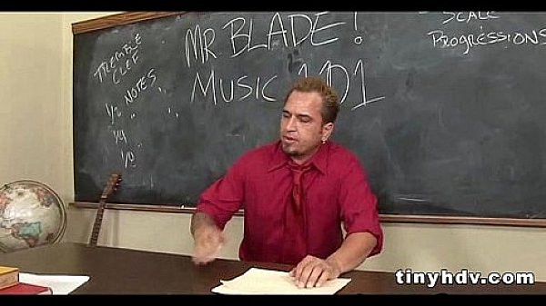 Nonton Amazing Teen Pussy Briana Blair 8 91 thumbnail