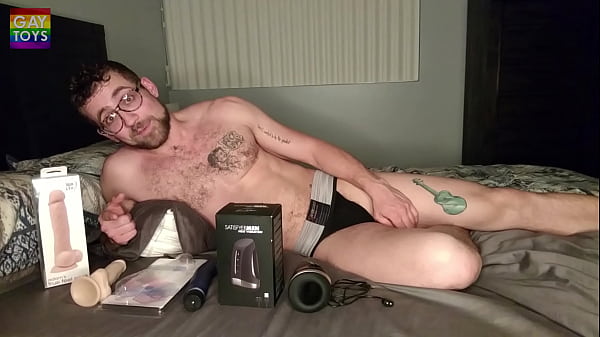 Masturbating Using The Best 3 Gay Sex Toys 