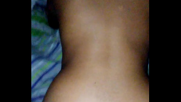 Play MP4 - AGARRANDOLA DE PERRITO SE MUEVE RICO LA MUY PERRA