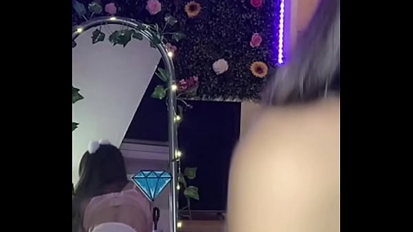 Paty patsbailando en camara