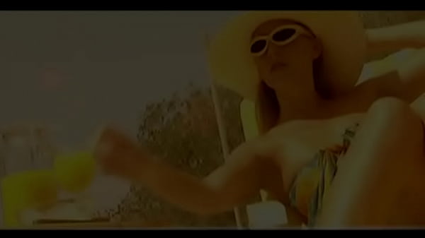 Nonton Mandy Bright, Ibiza Hot thumbnail