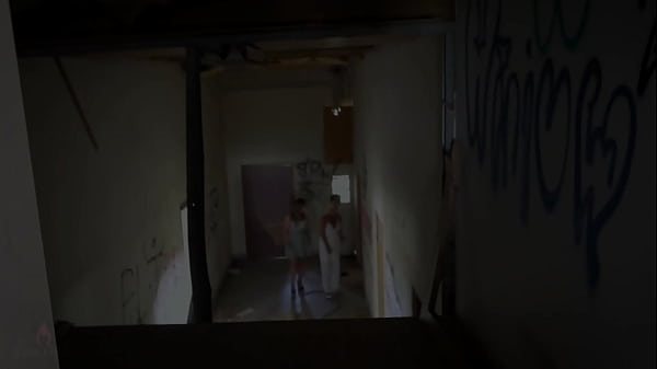 Nonton Nymphoman Alarm Im Lost Place?! Drei Schlampen Dreckig Von Zwei Schw&auml;nzen Aufgerissen!!! thumbnail