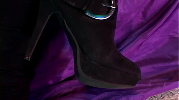 Nonton Glass Pink - Introduction thumbnail