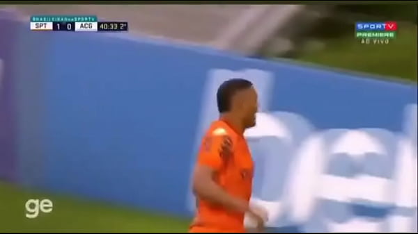 Buzz Lightyear da ilha metendo o cacete em pequeno de Goi&aacute_s