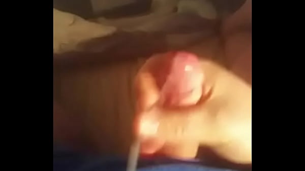 Play MP4 - Teenboy wanking his dick