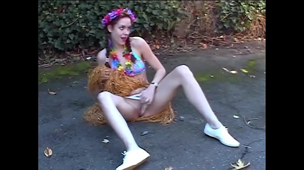 Victoria 23 yr old skater & aloha amateur bts photoshoot