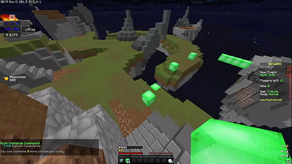 Safado apanhando com a raba cheia de fogo 