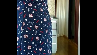 Nonton Filmei Minha Madrasta Pela Manha De Vestido Transparente. thumbnail