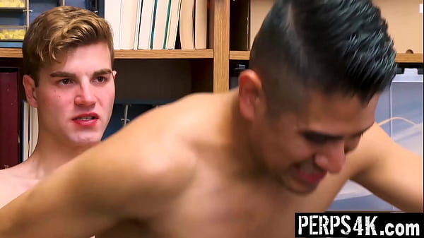 The Guy Begs the Security Officer for His Freedom - Perps4k 