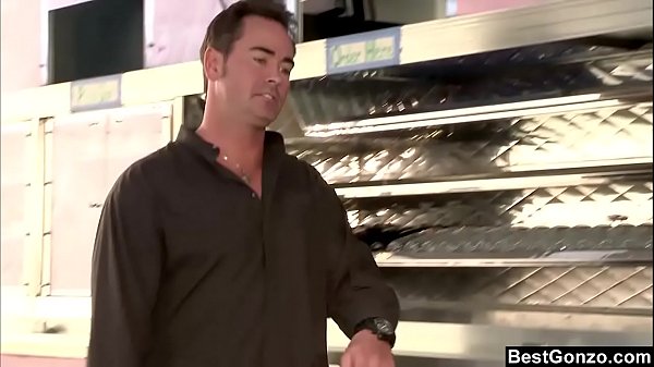 Play MP4 - Petite Brunette Tessa Taylor Gets Huge Facial