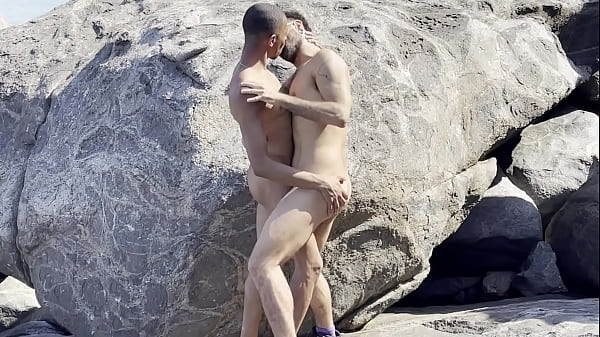 Brutto Na Praia Abric&oacute; thumbnail