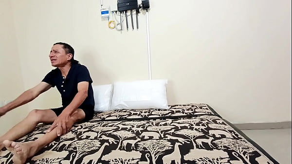 Nonton Old Perverted Stepfather Fucks His Cute Stepdaughter thumbnail