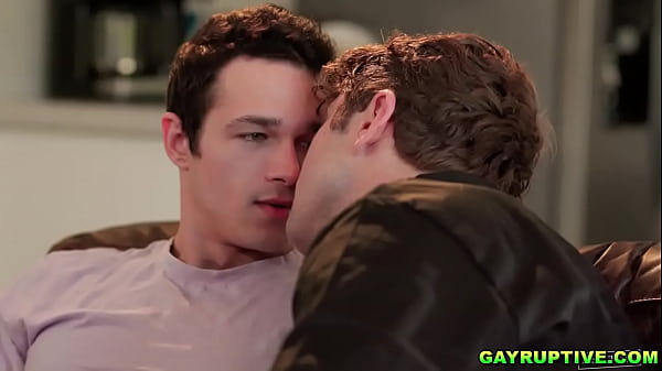 Jayden fucks his chef instructor Calvin 