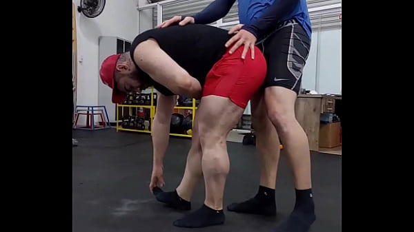 Play MP4 - MEU PERSONAL TRAINER FOI ME PASSAR O TREINO INTENSO MAS ACABOU PERDENDO A CONCENTRA&Ccedil;&Atilde;O E O RESULTADO COMPLETO DESSE TREINO VOC&Ecirc;S CONFEREM NO RED OU SUBSCRI&Ccedil;&Atilde;O