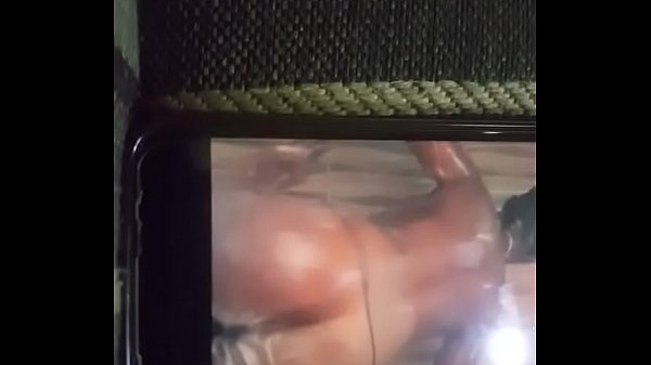 Leak of abeautiful gal bathing Ruzzyde