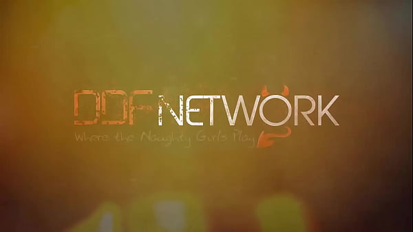 Raunchy romp lesbian pillow fight turns to pussy play 