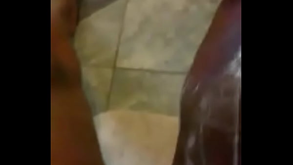 Play MP4 - Stroking bbc with lotion