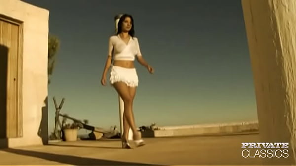 Nonton Lara Stevens Enjoys Outdoor Interracial Anal Sex thumbnail