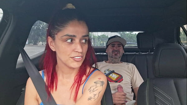 Motorista De App Pegou Passageiro Se Masturbando Por Tr&aacute;s! thumbnail