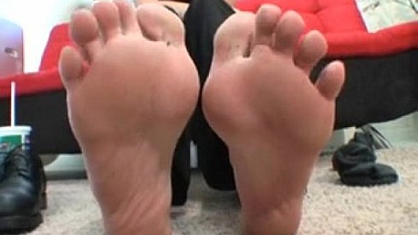 Jenna's sweaty feet 