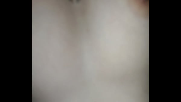 Play MP4 - Jovencita latina hace su video de verificaci&oacute;n